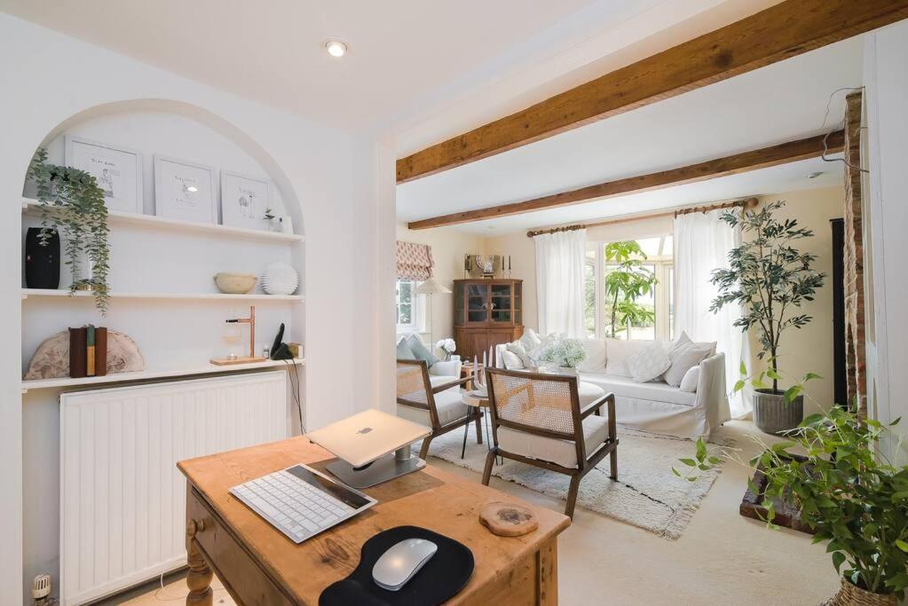 Adorable 2 Bedroom Guest House Hawkhurst Kültér fotó